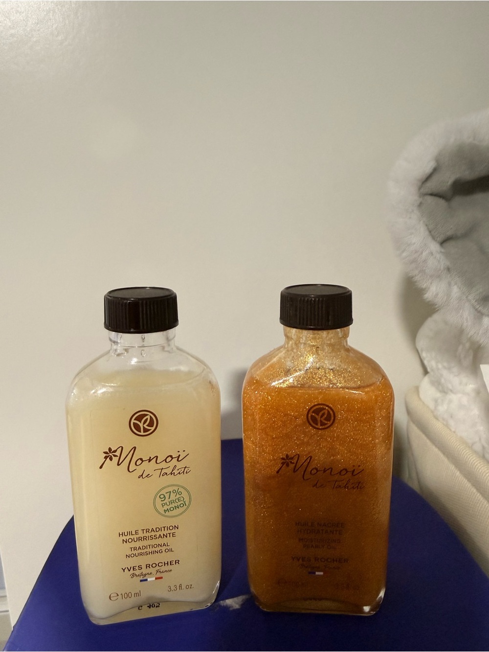 Yves Rocher Monoi de Tahiti Bath & Body Oils - Cream and Gold Shimmer